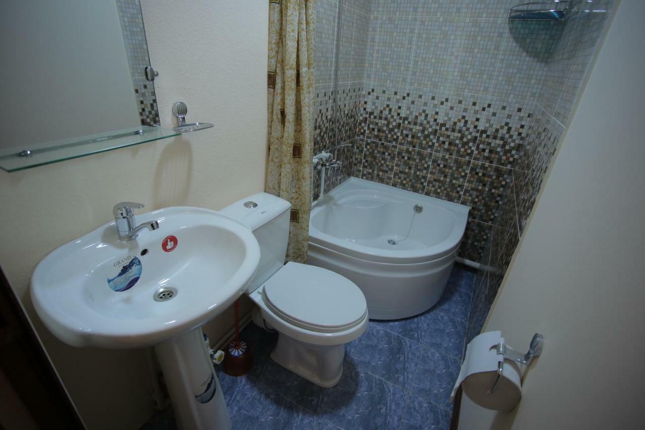 Nurobod Guesthouse Buxoro Ngoại thất bức ảnh